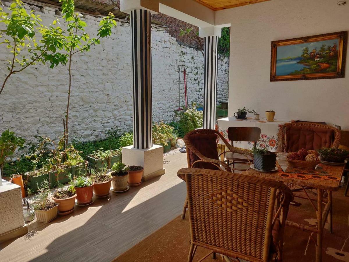 Private Apartment Elbasan Historic Center 外观 照片